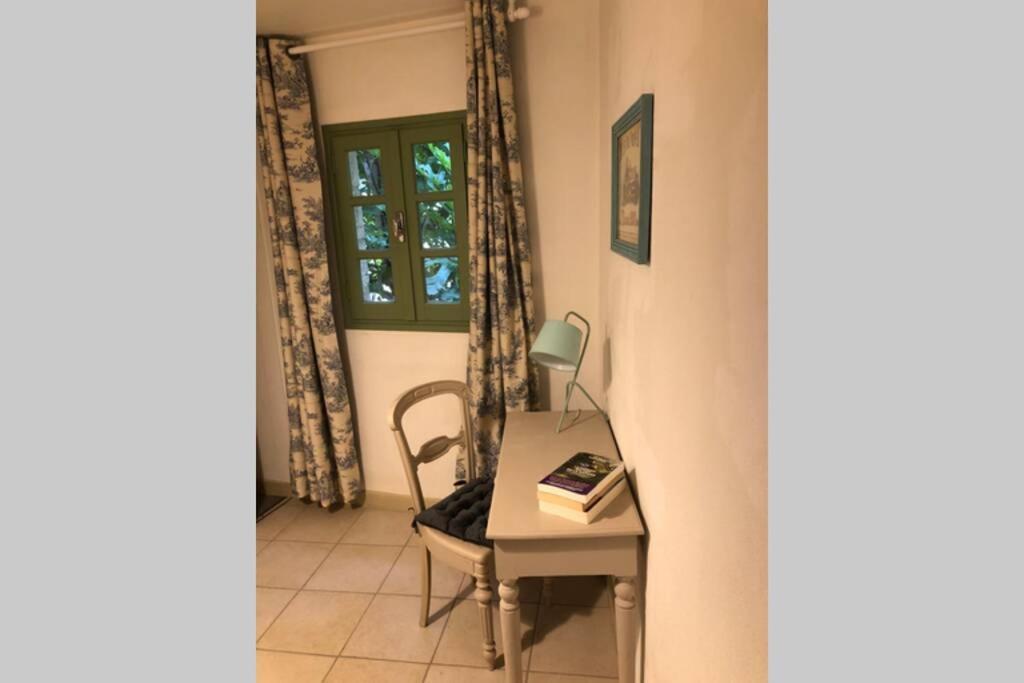 Uzes A Pied, Appartement Dans Cadre D'Exception Dış mekan fotoğraf